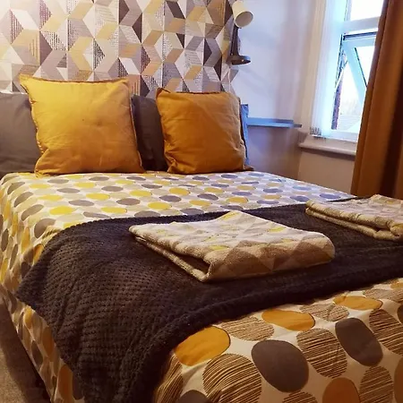 Mini Leeds Gæstehus 3*
